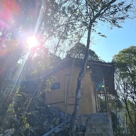 Nha Co Lao Xa Homestay Hmong & Bungalow Air Conditioner Dong Van  Exterior photo