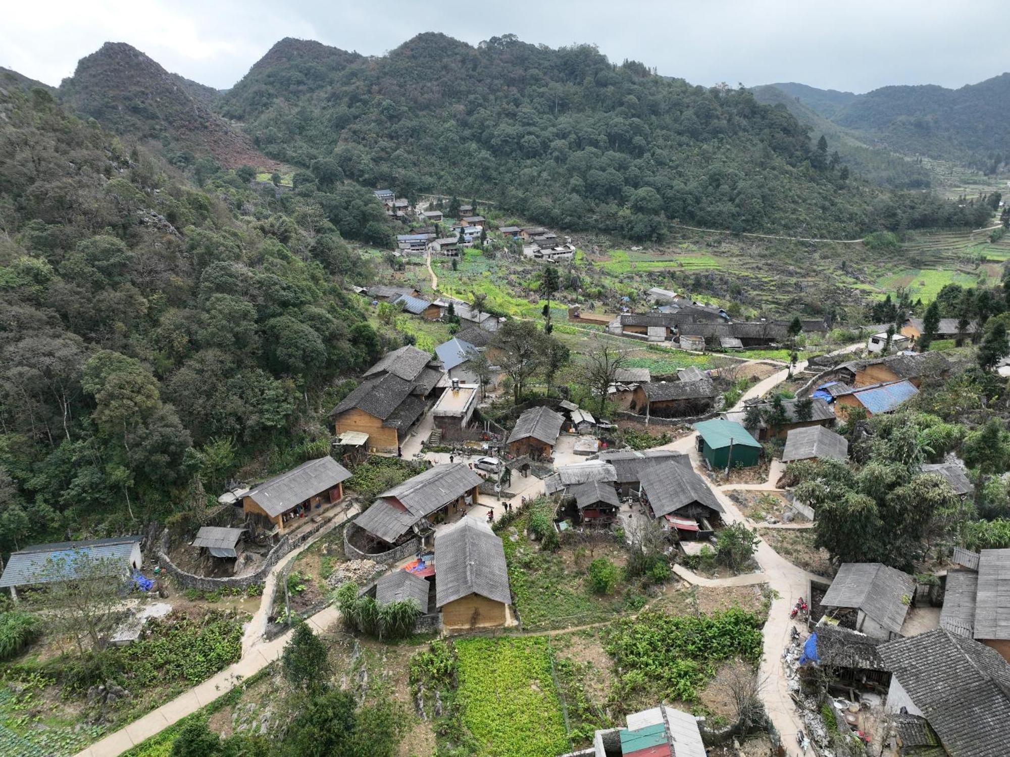 Nhà Cổ Lao Xa Hmong